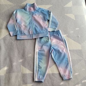 🩷🩵Adidas Toddler Track Suit
